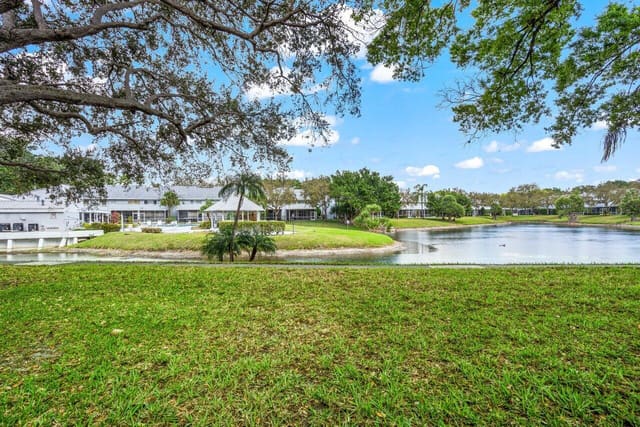 6109 Old Court Road 238, sold in Lakes of Woodhaven, Boca Raton, FL