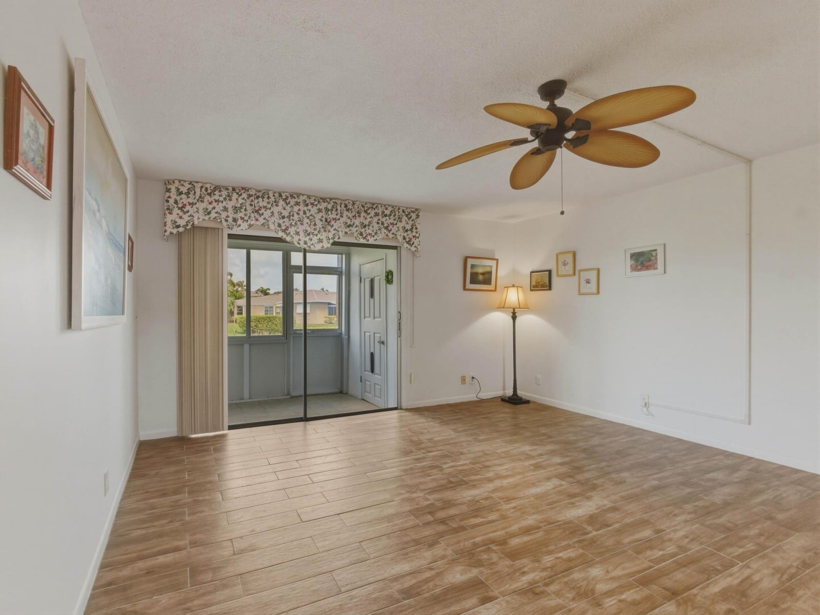 301 Circle Drive S 103, Boynton Beach, FL 33435 photo 16