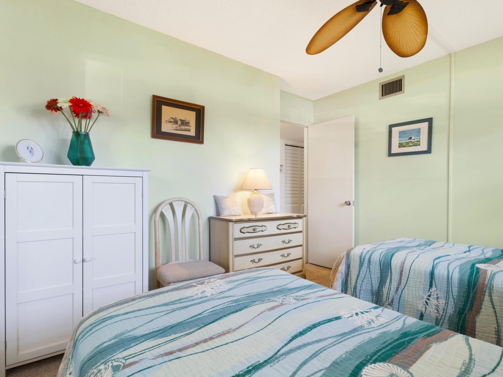 301 Circle Drive S 103, Boynton Beach, FL 33435 photo 23