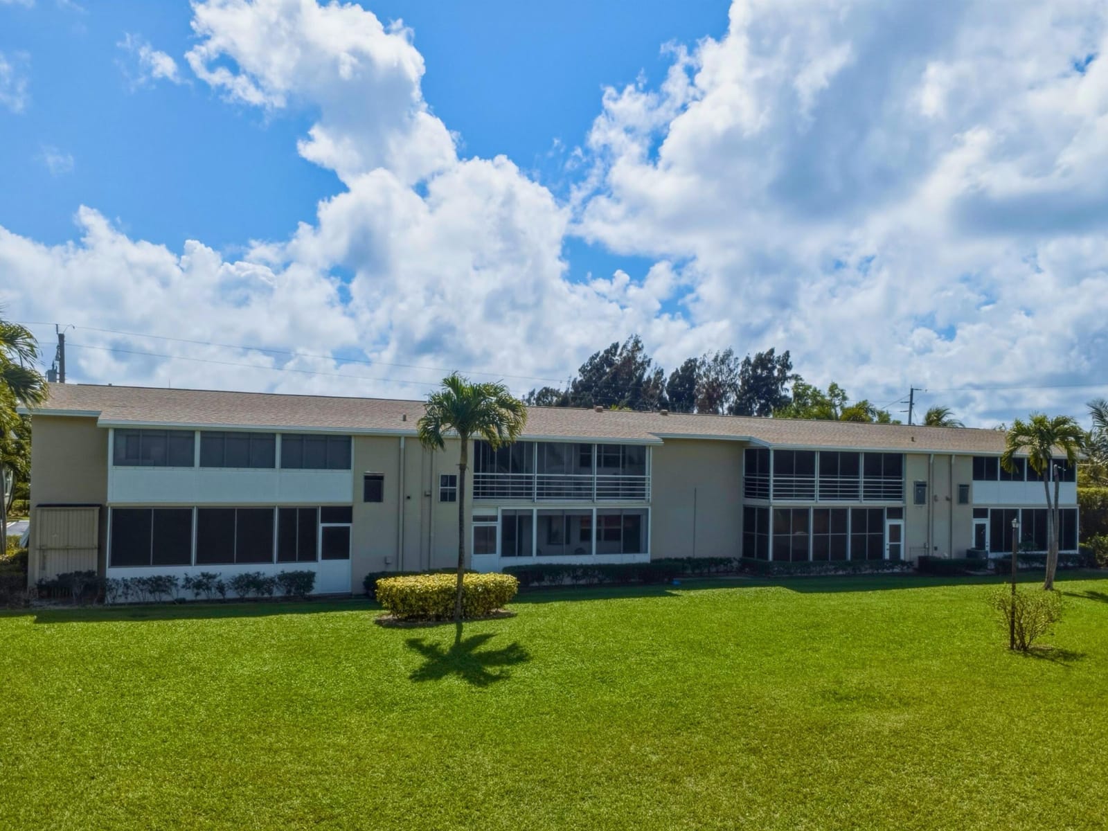 301 Circle Drive S 103, Boynton Beach, FL 33435 photo 27