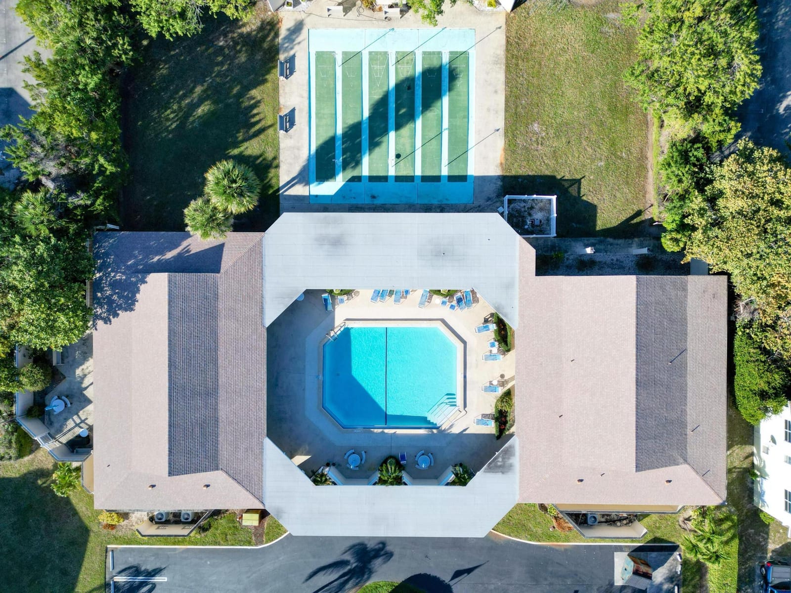 301 Circle Drive S 103, Boynton Beach, FL 33435 photo 30