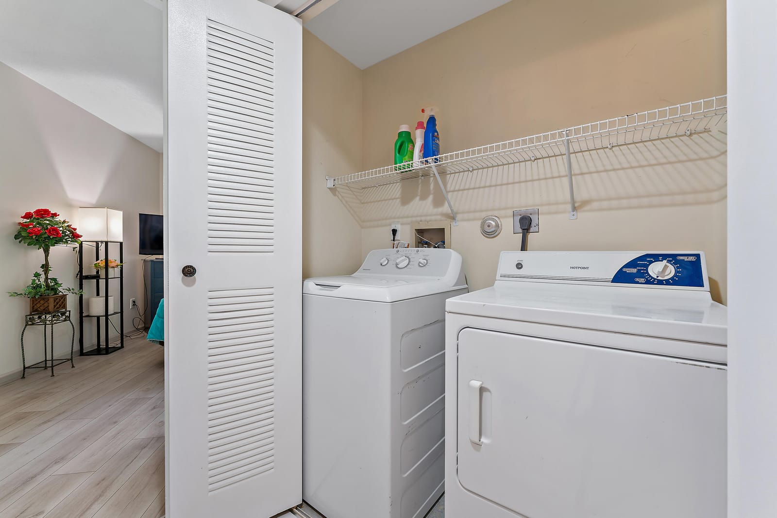 500 Uno Lago Drive 204, Juno Beach, FL 33408 photo 7