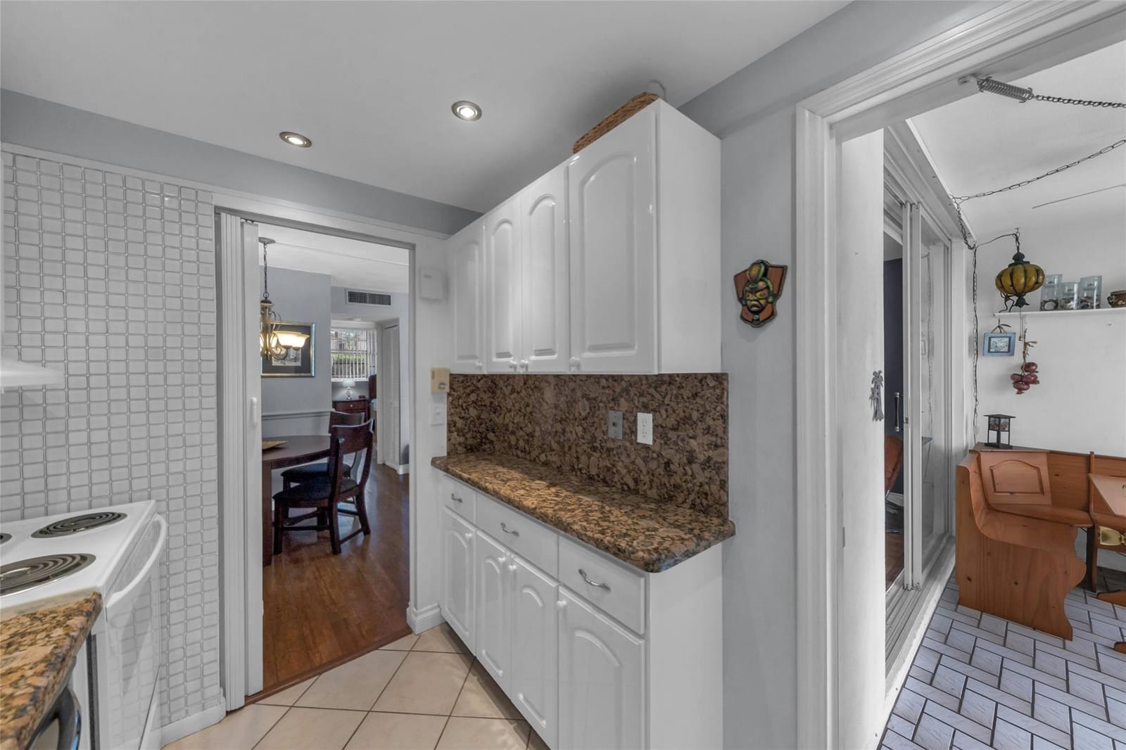 400 SE 10th Street 110, Deerfield Beach, FL 33441 photo 17