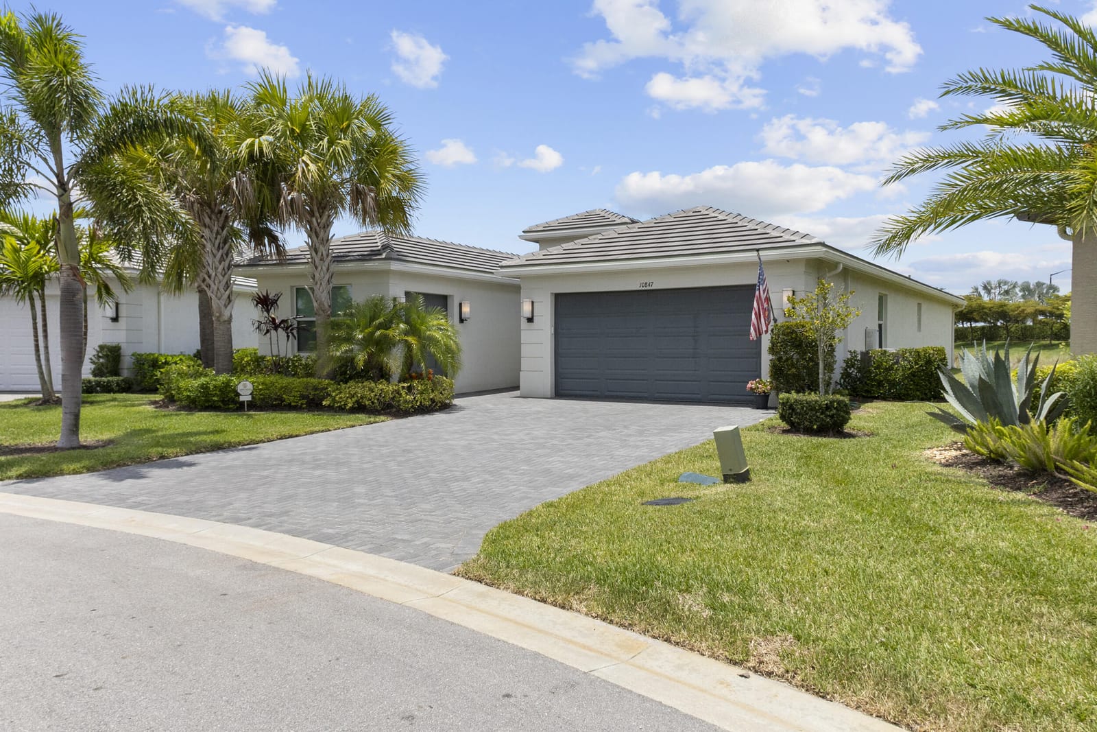 10847 SW Sunray Street, Port St. Lucie, FL 34987