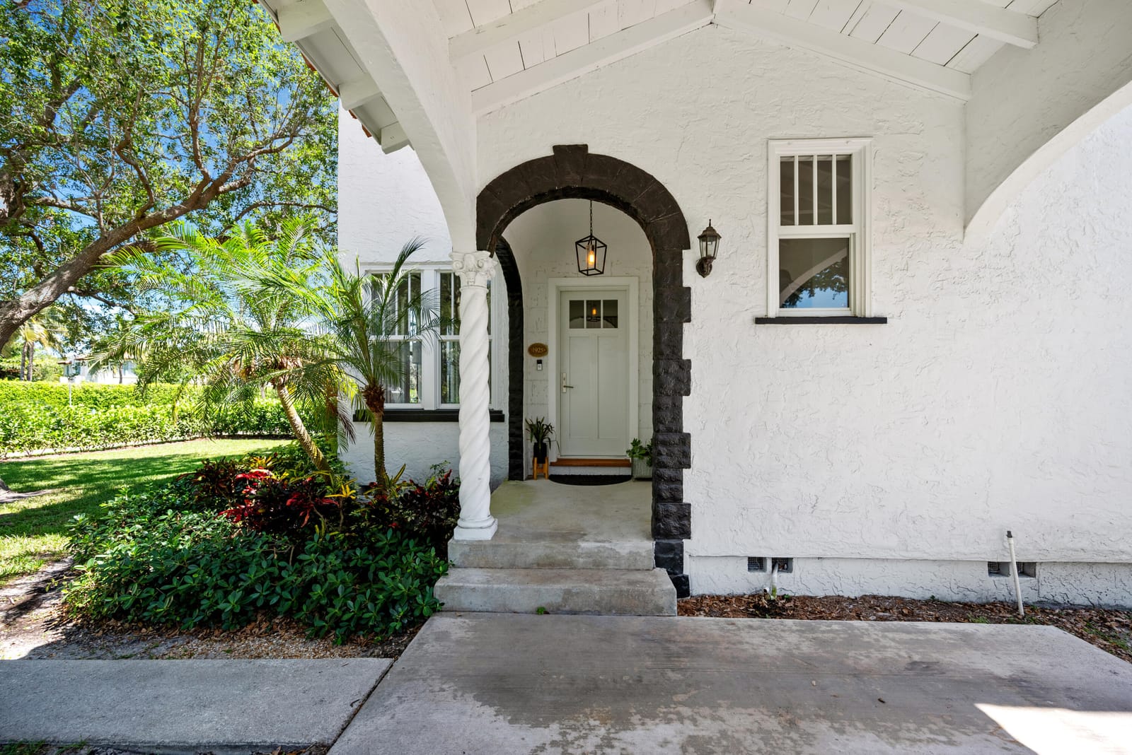 516 N Swinton Avenue — photo 5