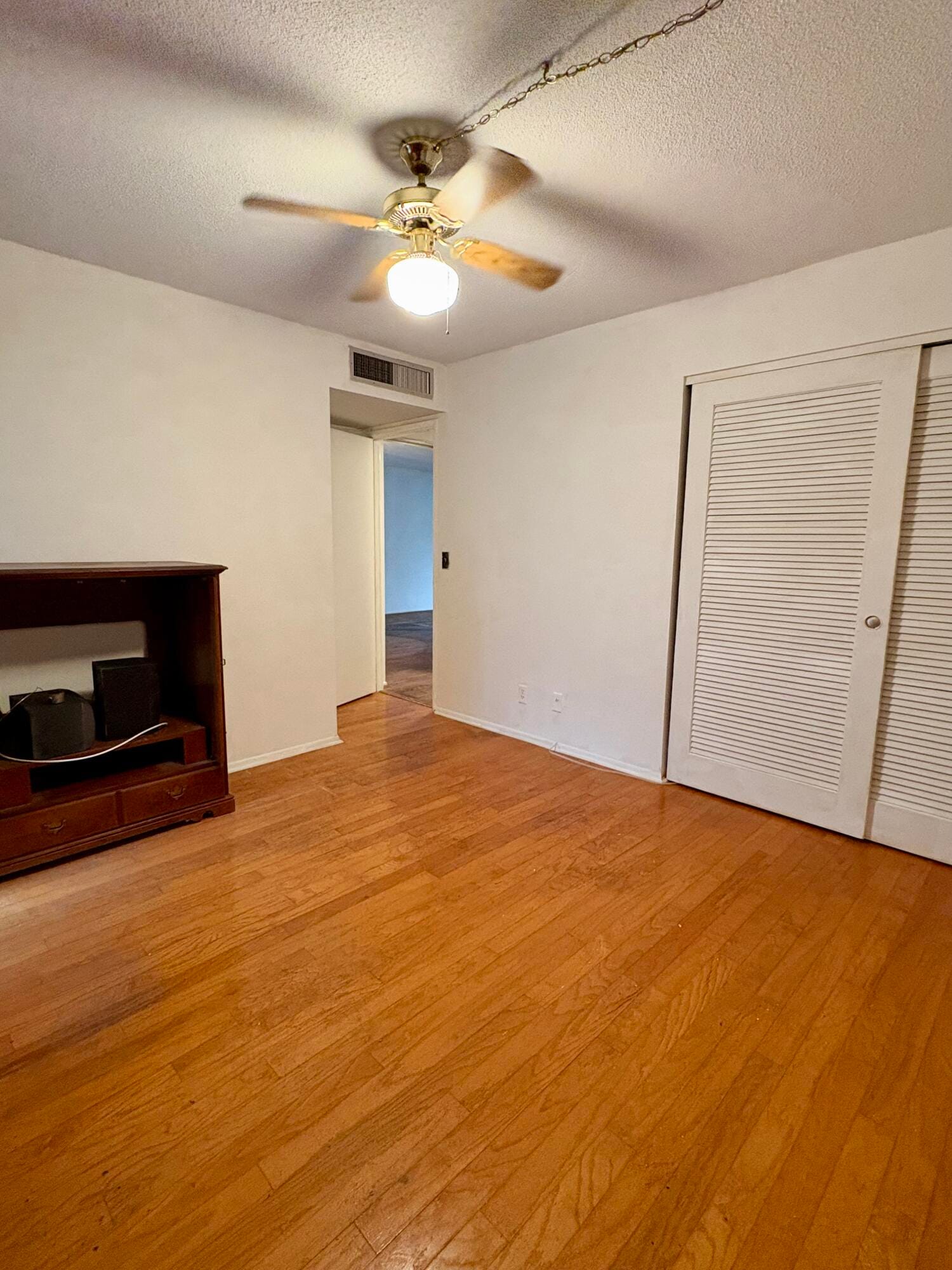 2540 Boundbrook Boulevard 110, Palm Springs, FL 33406 photo 15