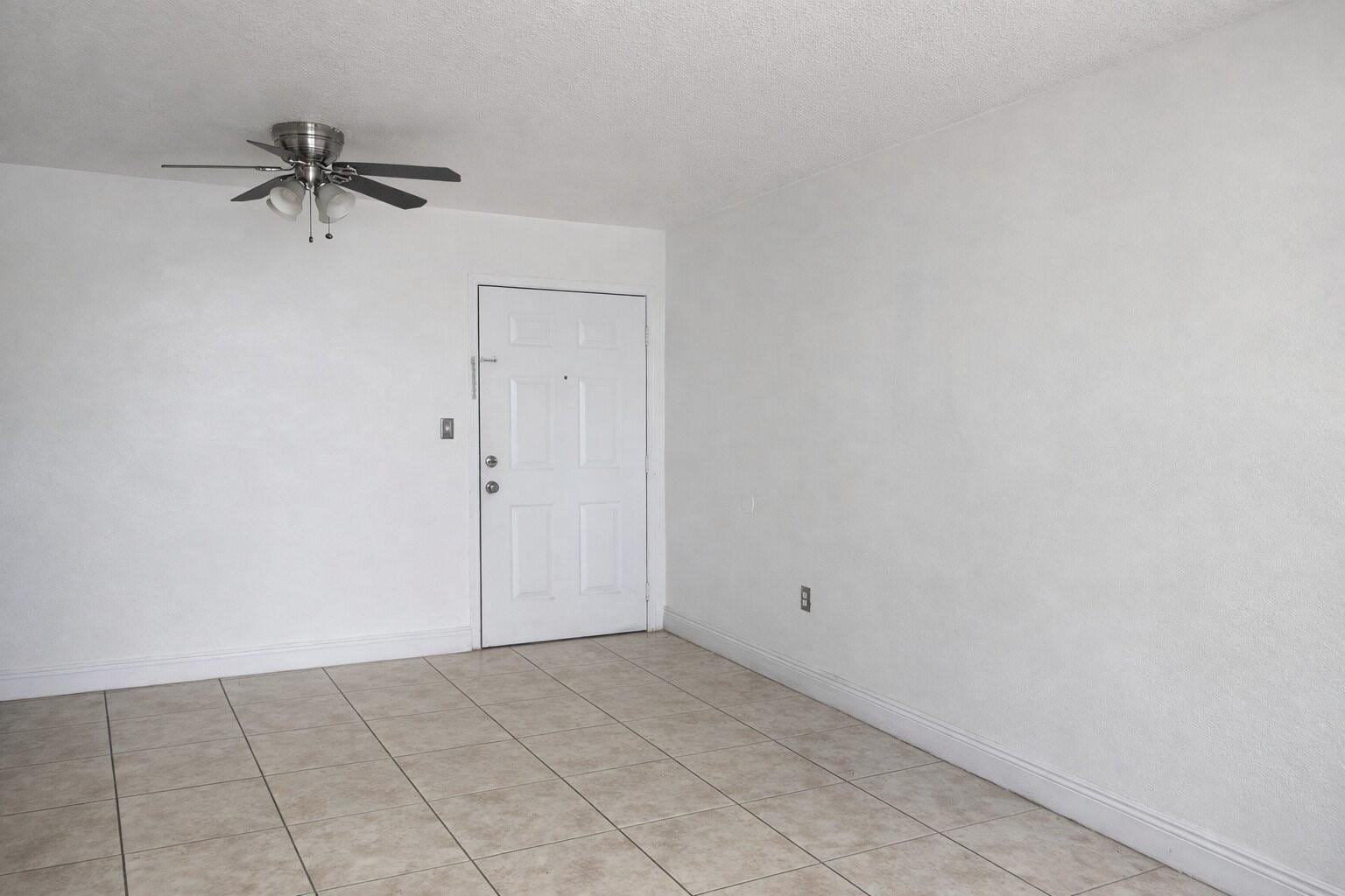 8185 NW 7th Street 214 — photo 12