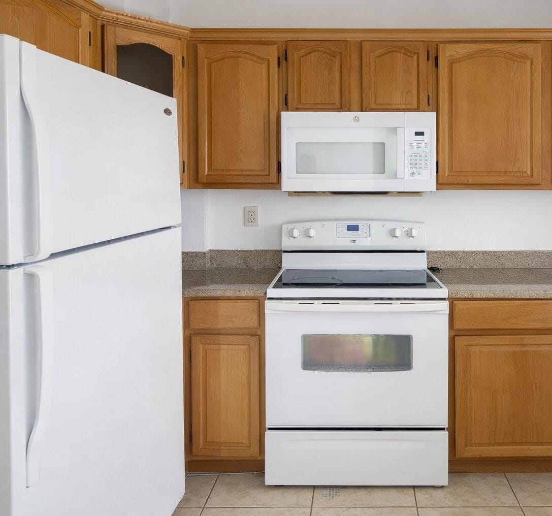 8185 NW 7th Street 214 — photo 10