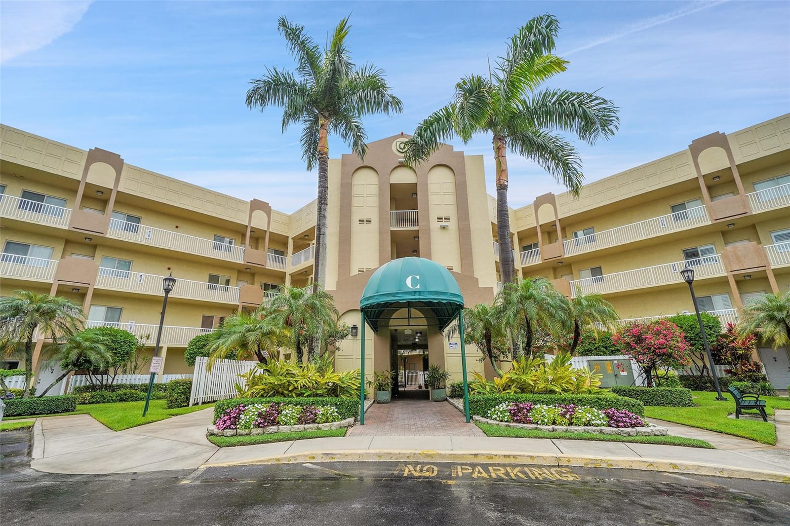 7635 Southampton Terrace 111, Tamarac, FL 33321