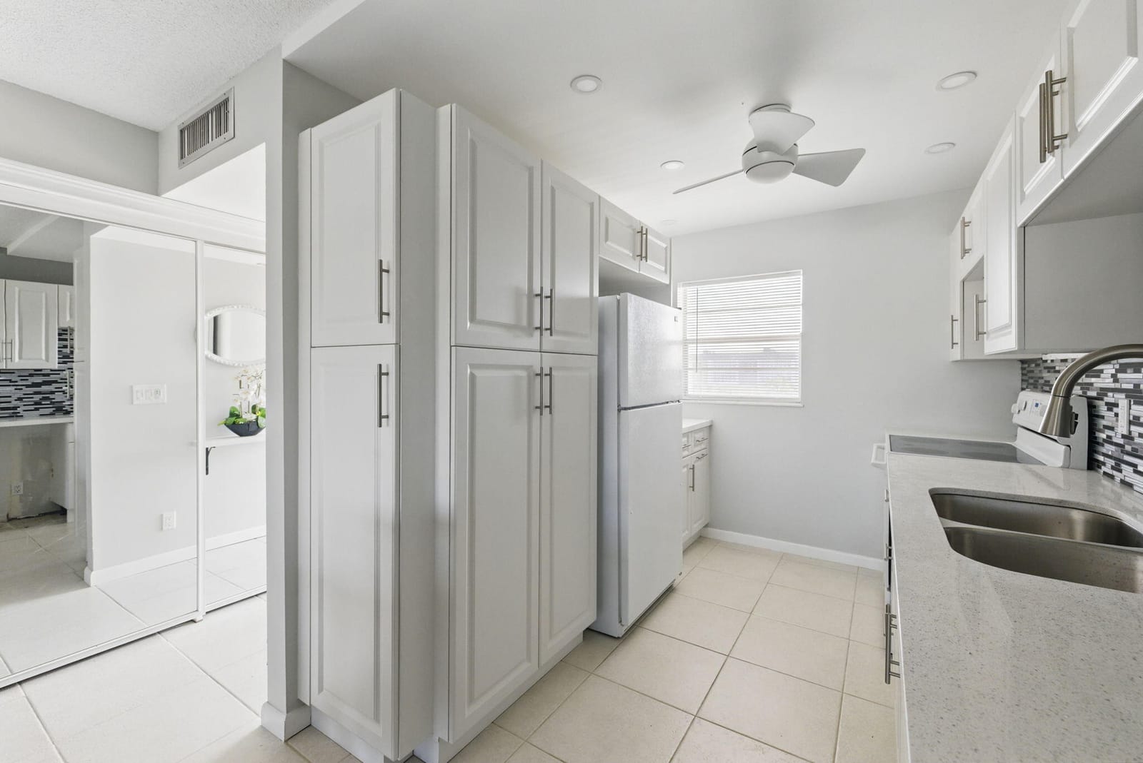 2951 NW 46th Avenue 407 — photo 9