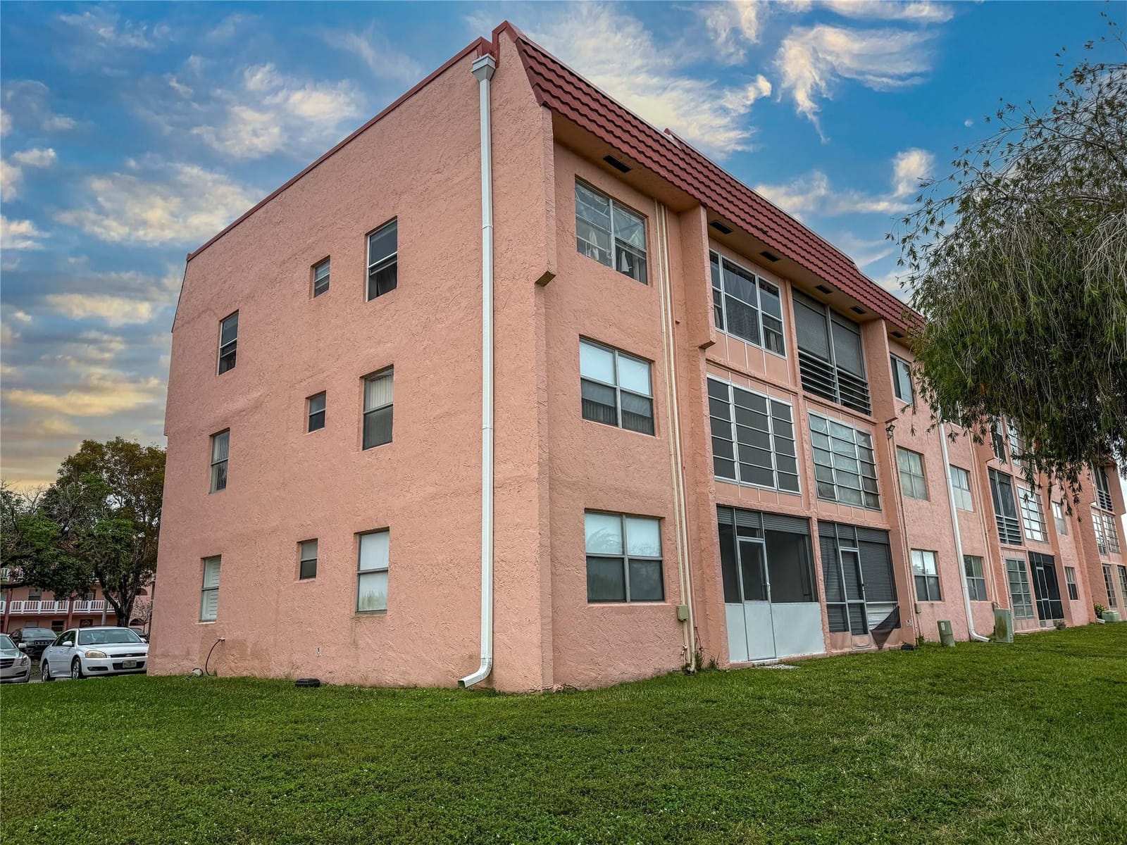 9460 Sunrise Lake Boulevard 212 — photo 2