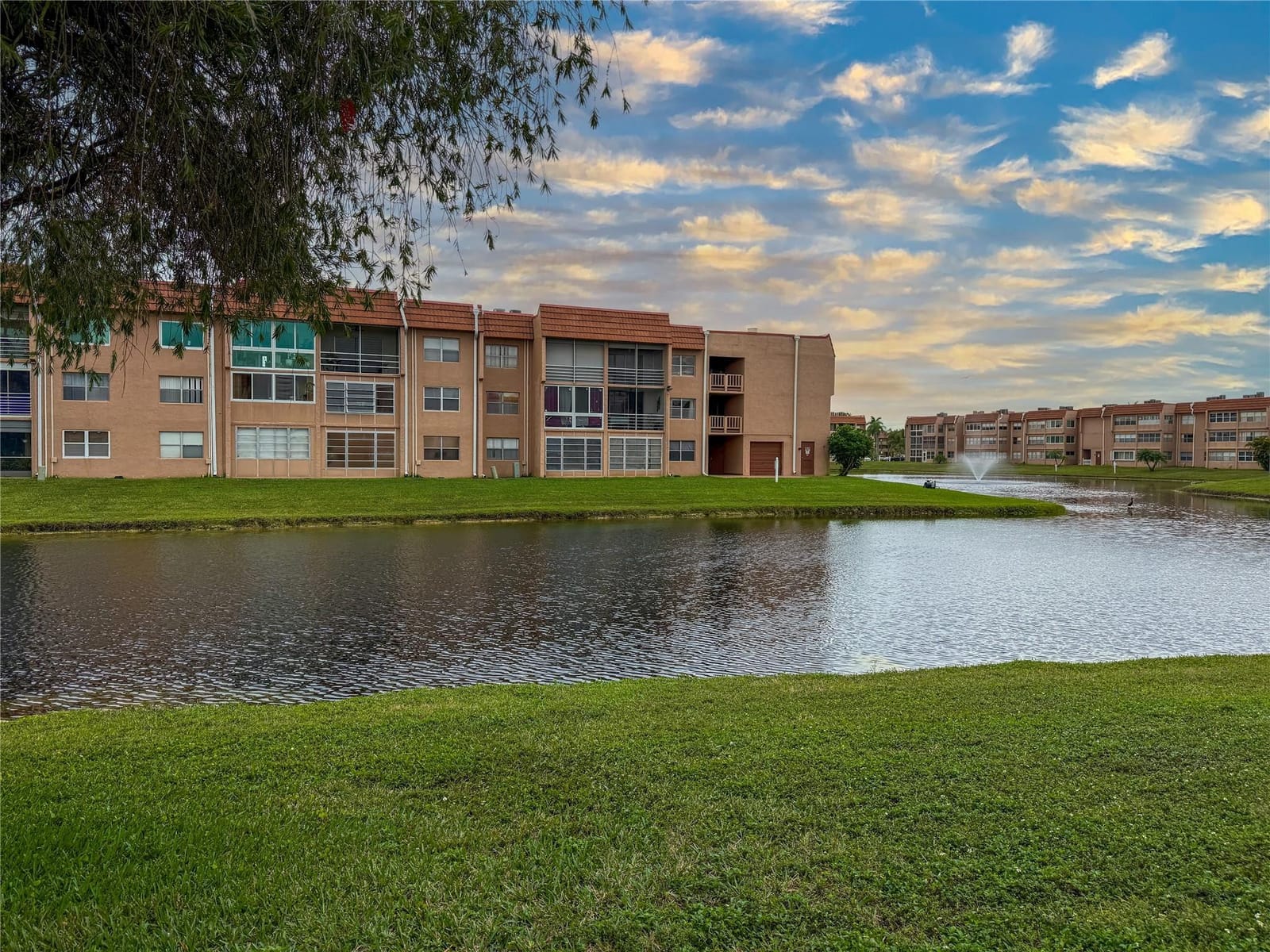 9460 Sunrise Lake Boulevard 212 — photo 3