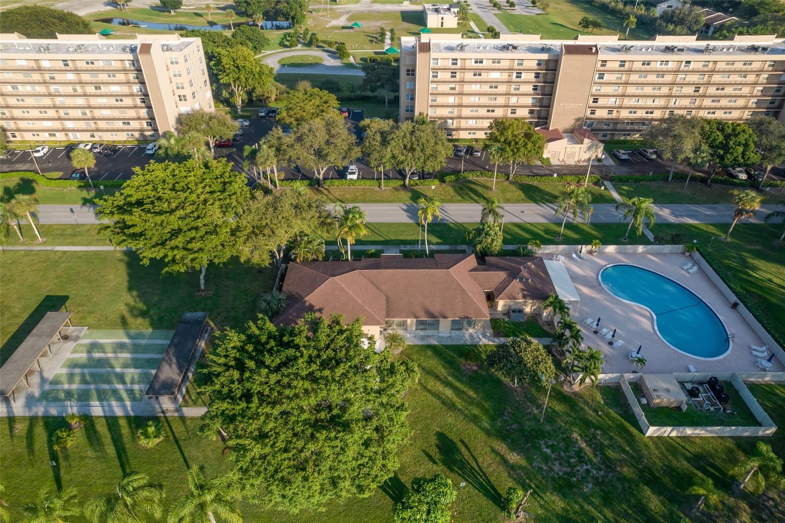 4550 NW 18th Avenue 702, Deerfield Beach, FL 33064