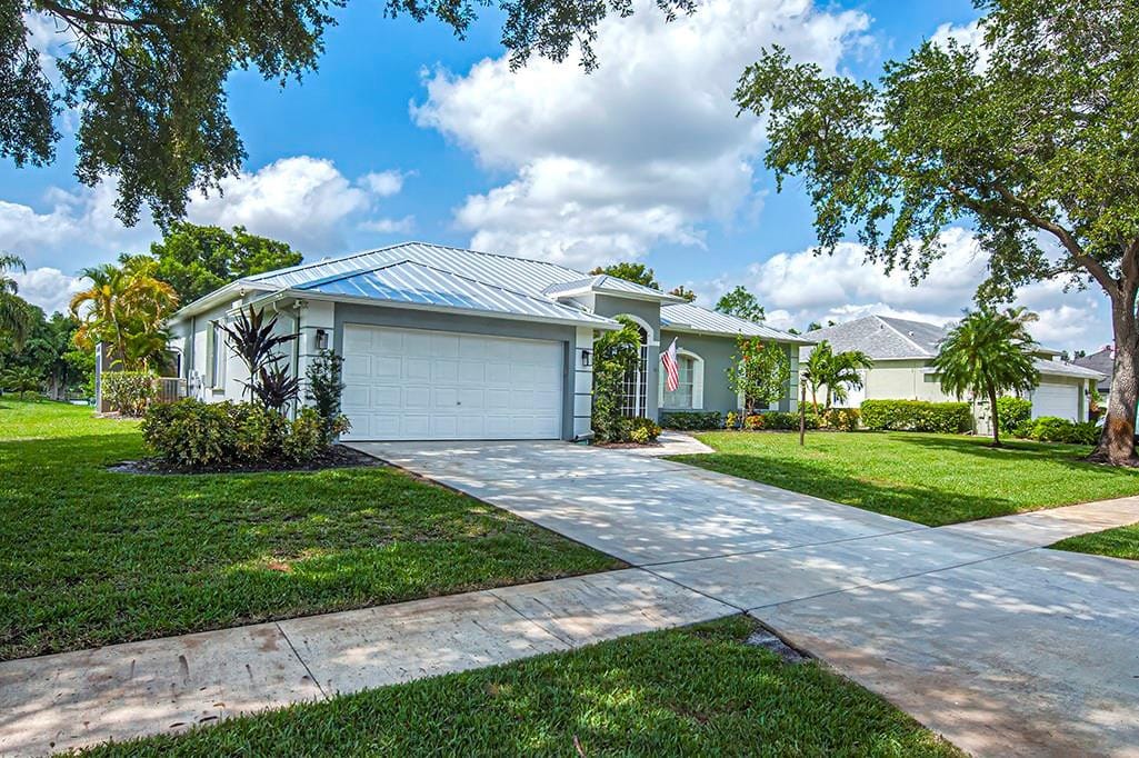514 53rd Square, Vero Beach, FL 32968