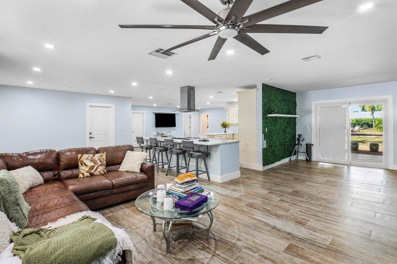 3907 Sherwood Boulevard, Delray Beach, FL 33445 photo 13