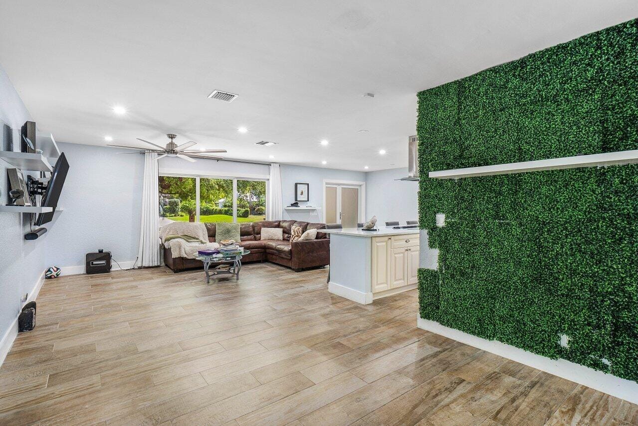 3907 Sherwood Boulevard, Delray Beach, FL 33445 photo 15