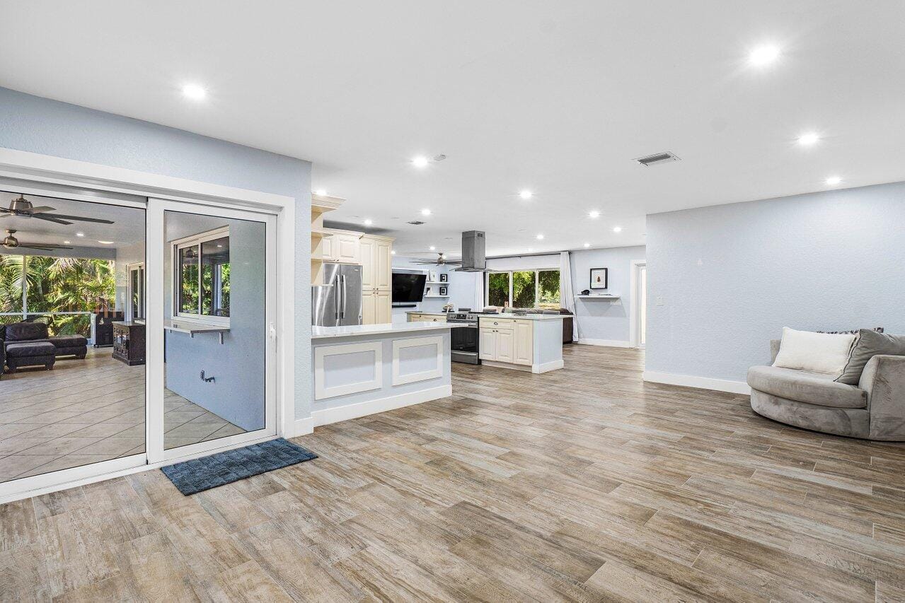 3907 Sherwood Boulevard, Delray Beach, FL 33445 photo 16