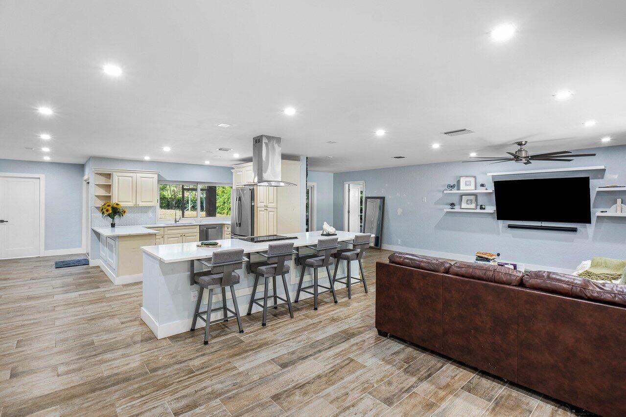 3907 Sherwood Boulevard, Delray Beach, FL 33445 photo 5