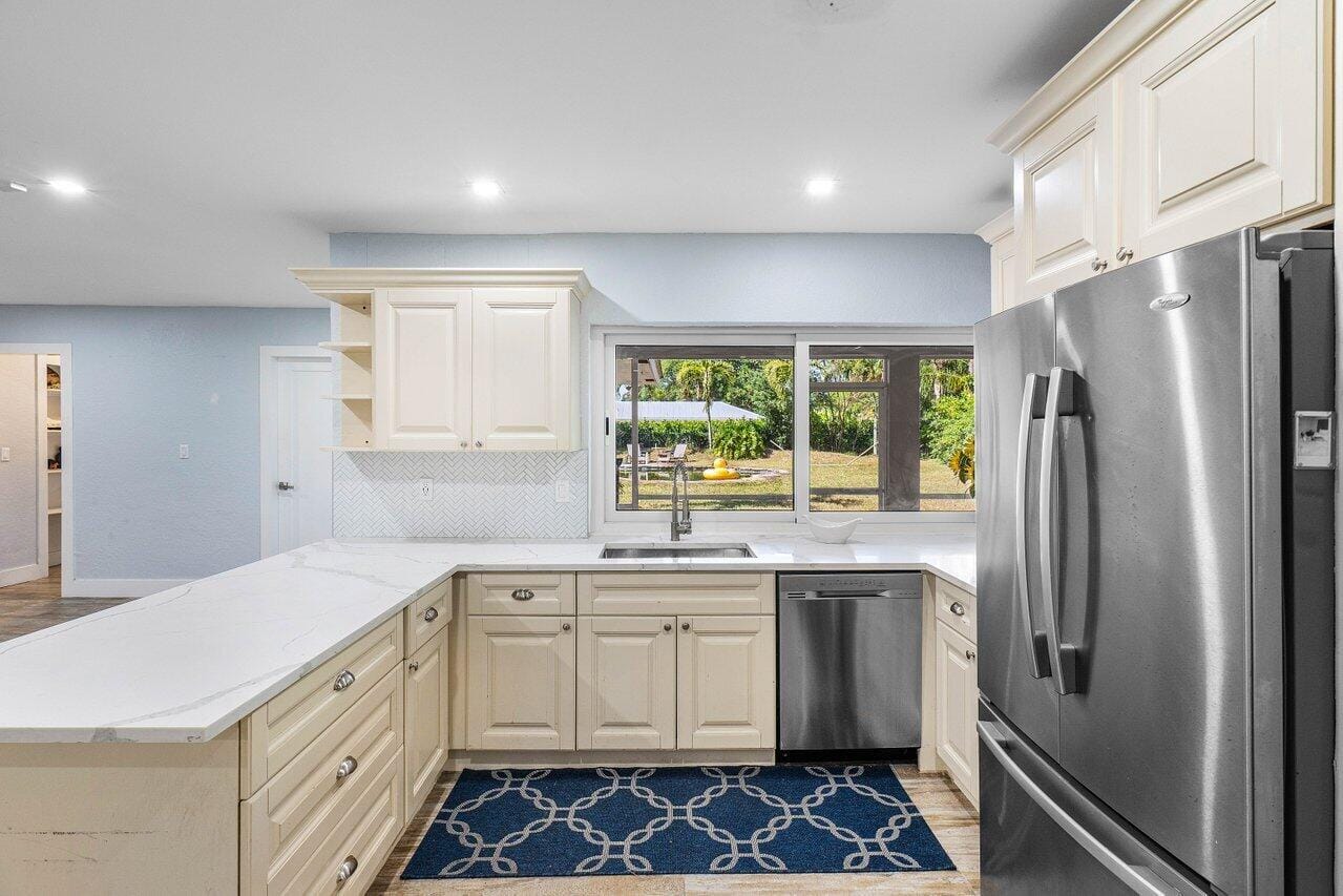 3907 Sherwood Boulevard, Delray Beach, FL 33445 photo 8