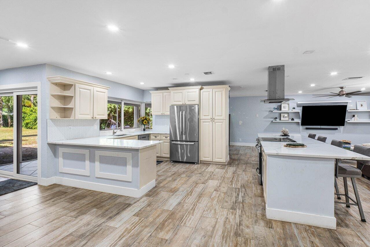 3907 Sherwood Boulevard, Delray Beach, FL 33445 photo 10