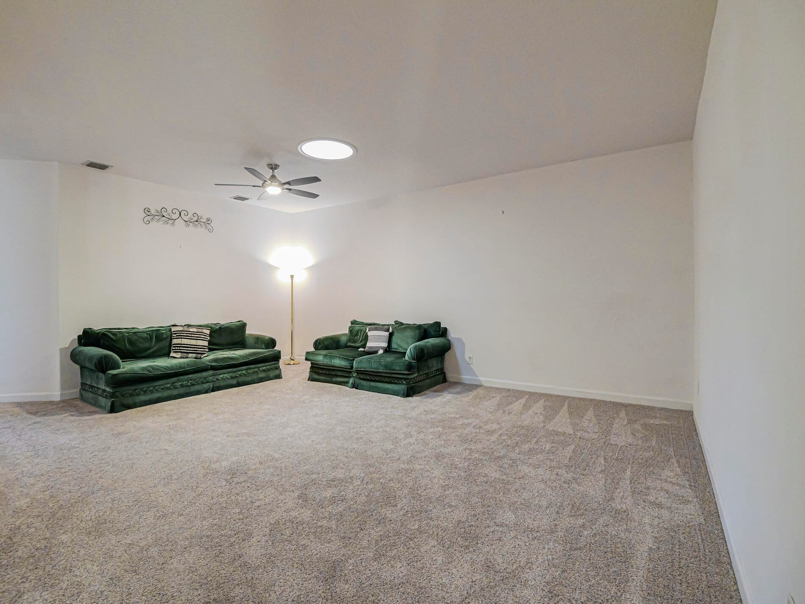 6644 Liberty Place — photo 2