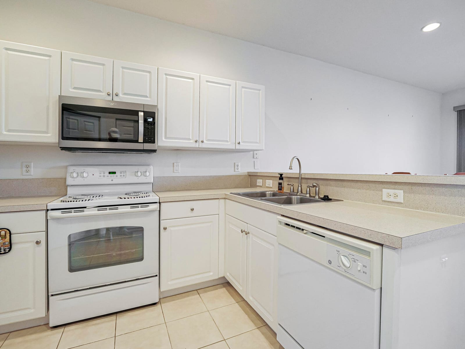 6644 Liberty Place — photo 8