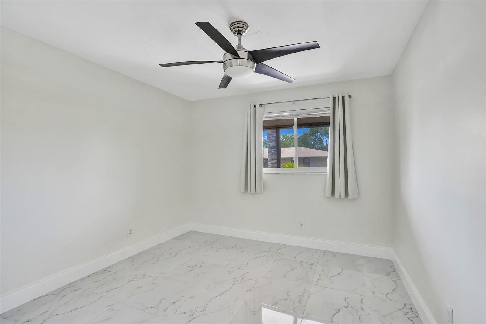 2920 NE 8th Terrace 202, Oakland Park, FL 33334 photo 23