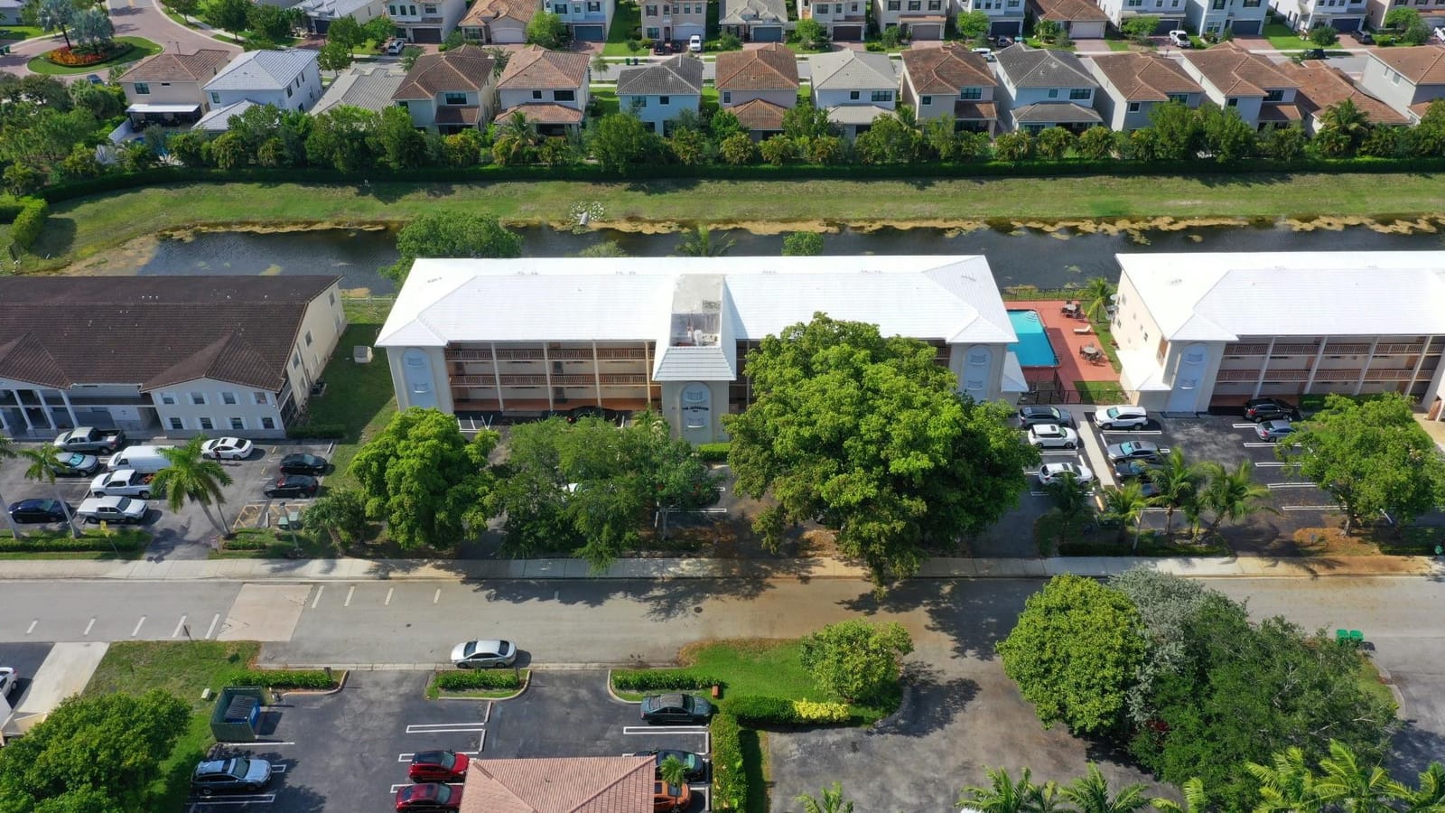 8821 NW 38th Drive 205a — photo 2