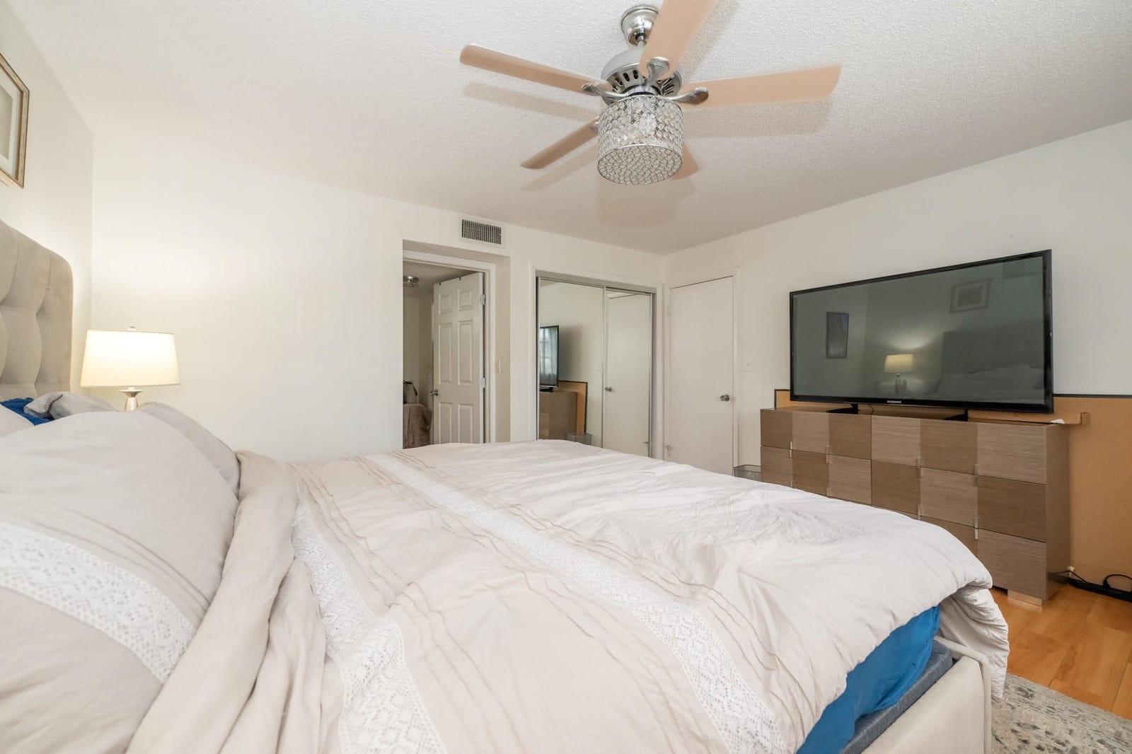 8821 NW 38th Drive 205a — photo 8