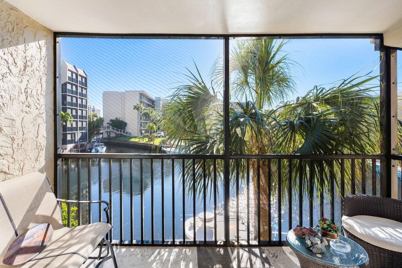 10 Royal Palm Way Unit 202, Boca Raton, FL 33432 photo 4