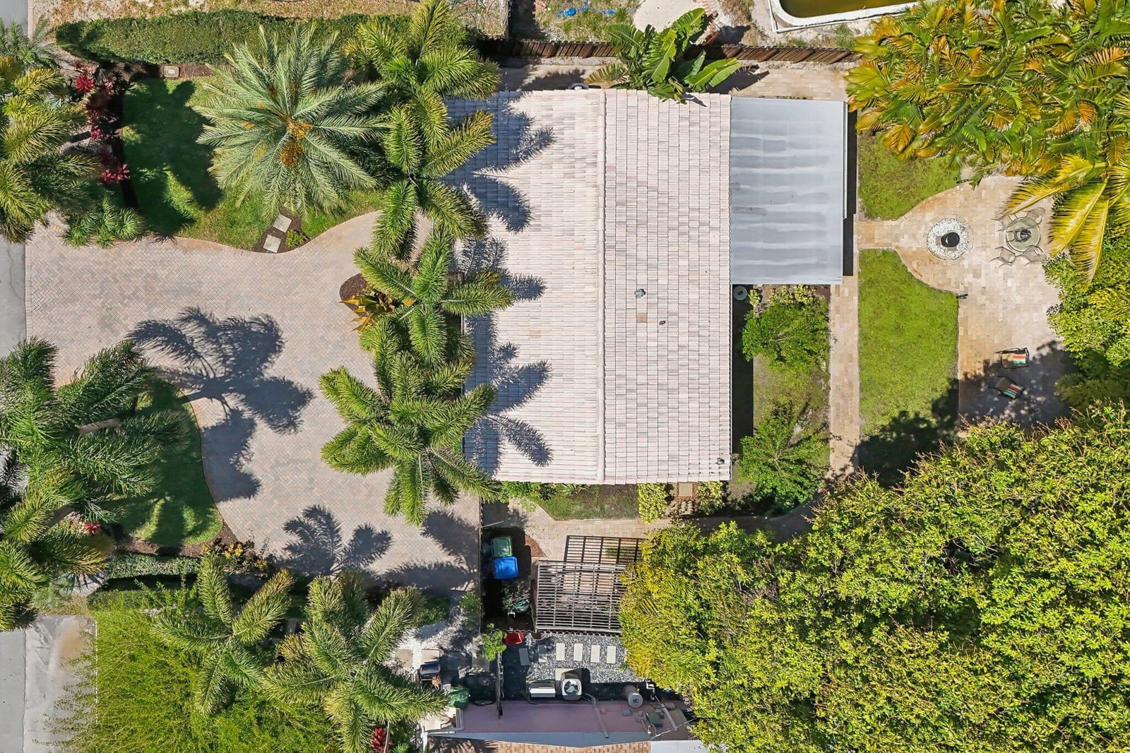 13 NE 26 Court, Wilton Manors, FL 33334