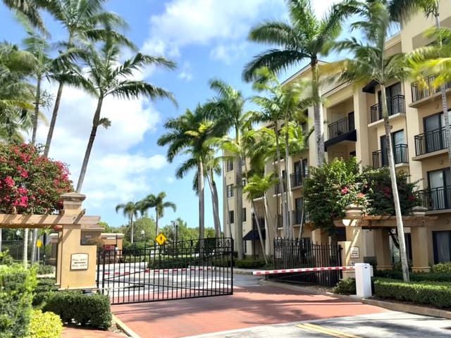 4907 Midtown Lane 1415, Palm Beach Gardens, FL 33418
