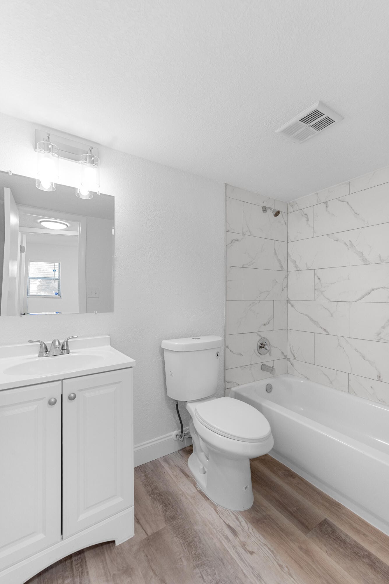 8000 Sunrise Lakes Drive E 112 — photo 12