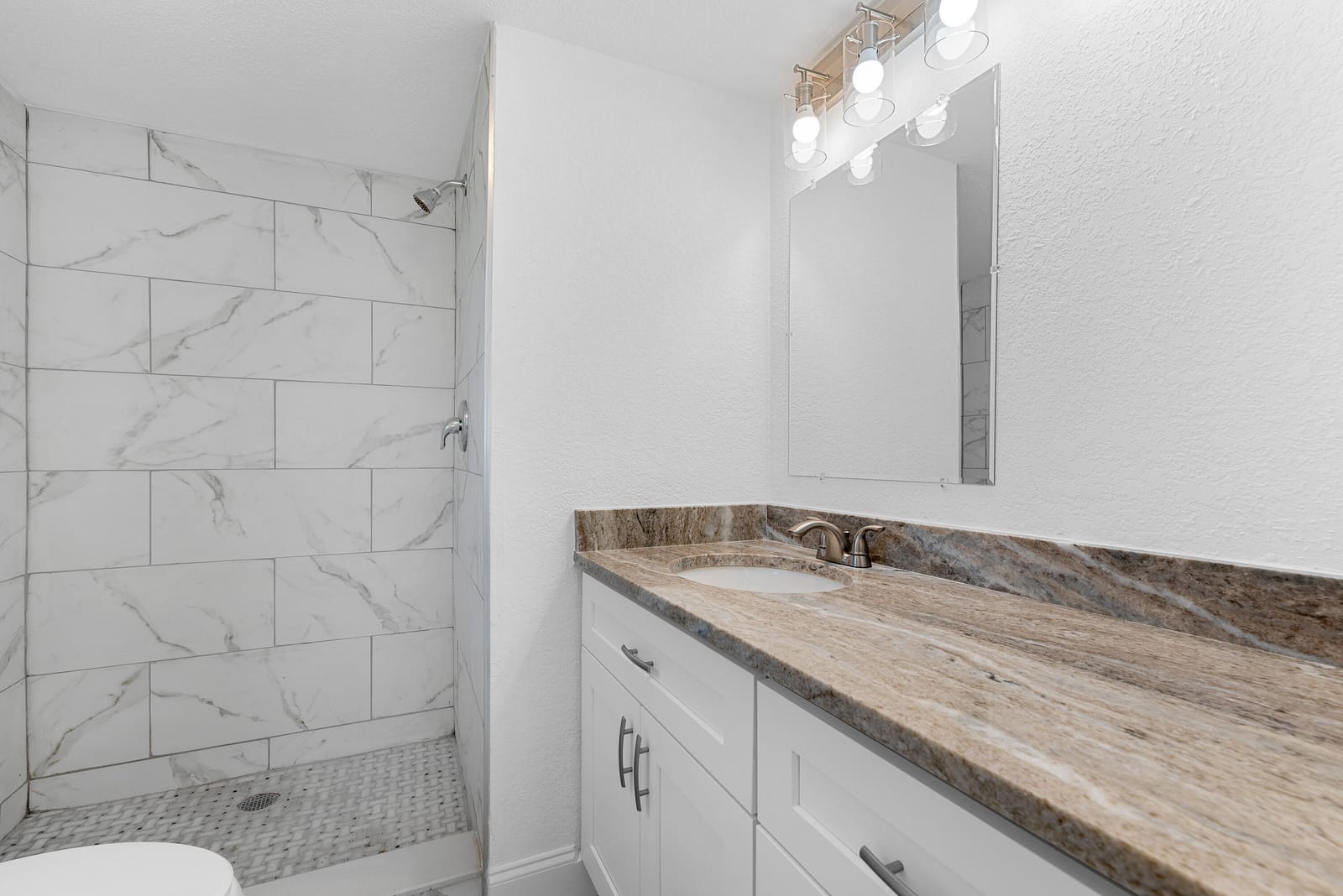 8000 Sunrise Lakes Drive E 112, Sunrise, FL 33322 photo 16