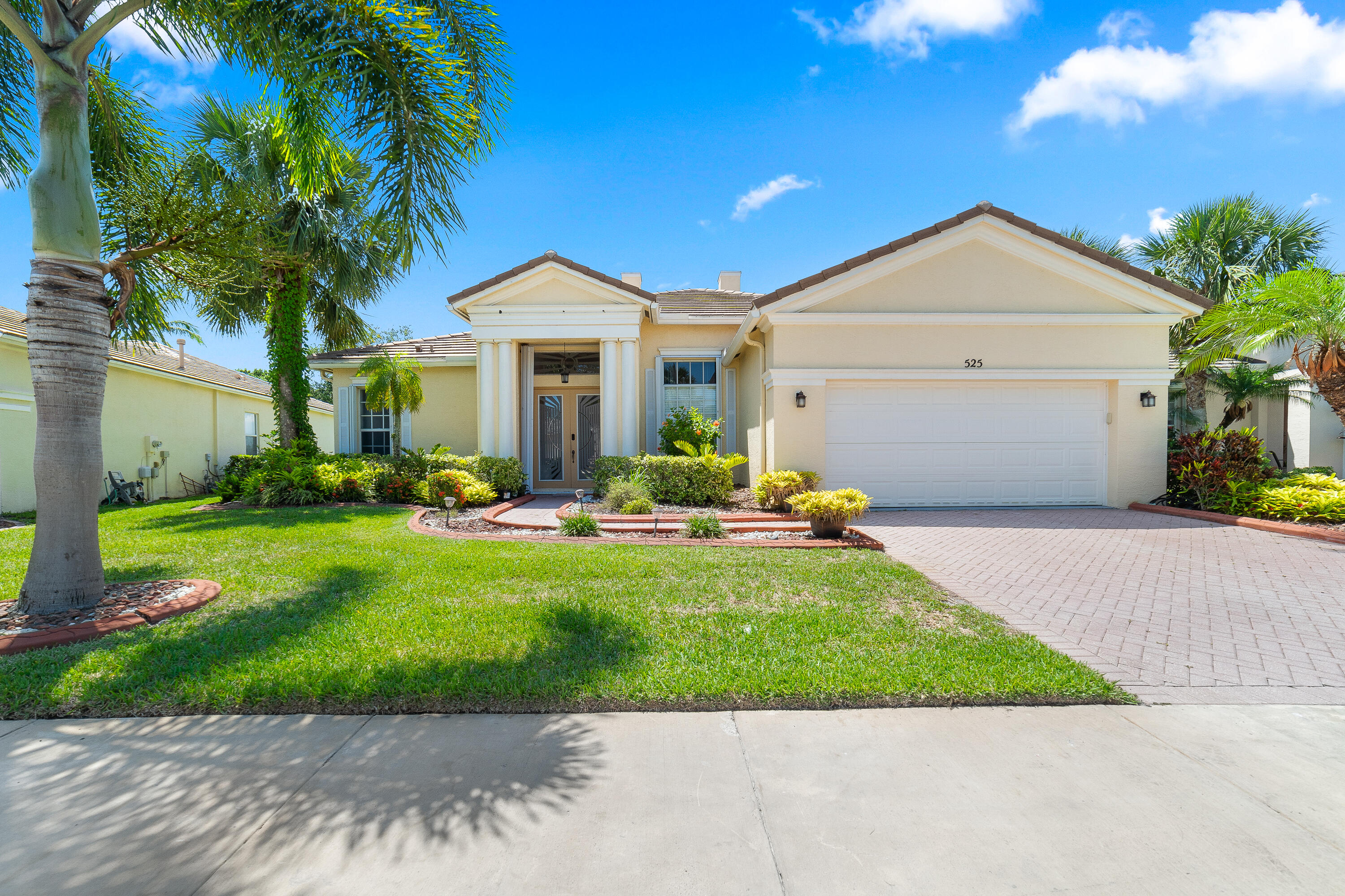 525 SW Lake Manatee Way, Port St. Lucie, FL 34986, Port St Lucie