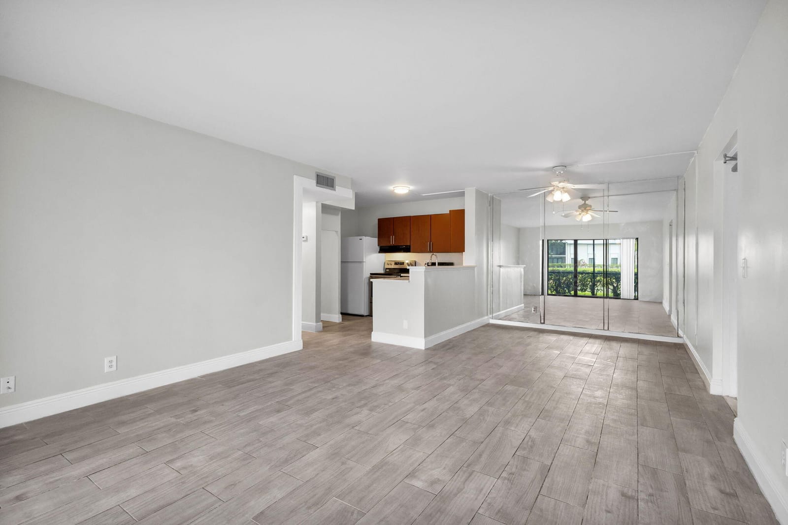 1011 Green Pine Boulevard G1 — photo 11