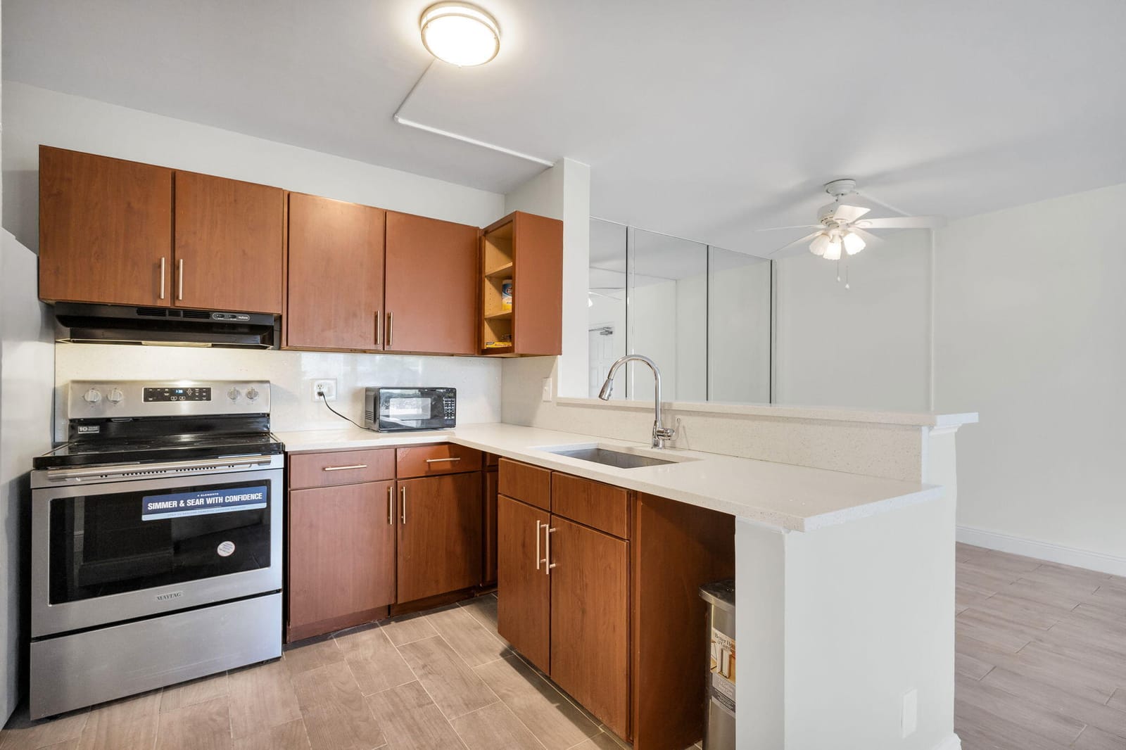 1011 Green Pine Boulevard G1, West Palm Beach, FL 33409 photo 14