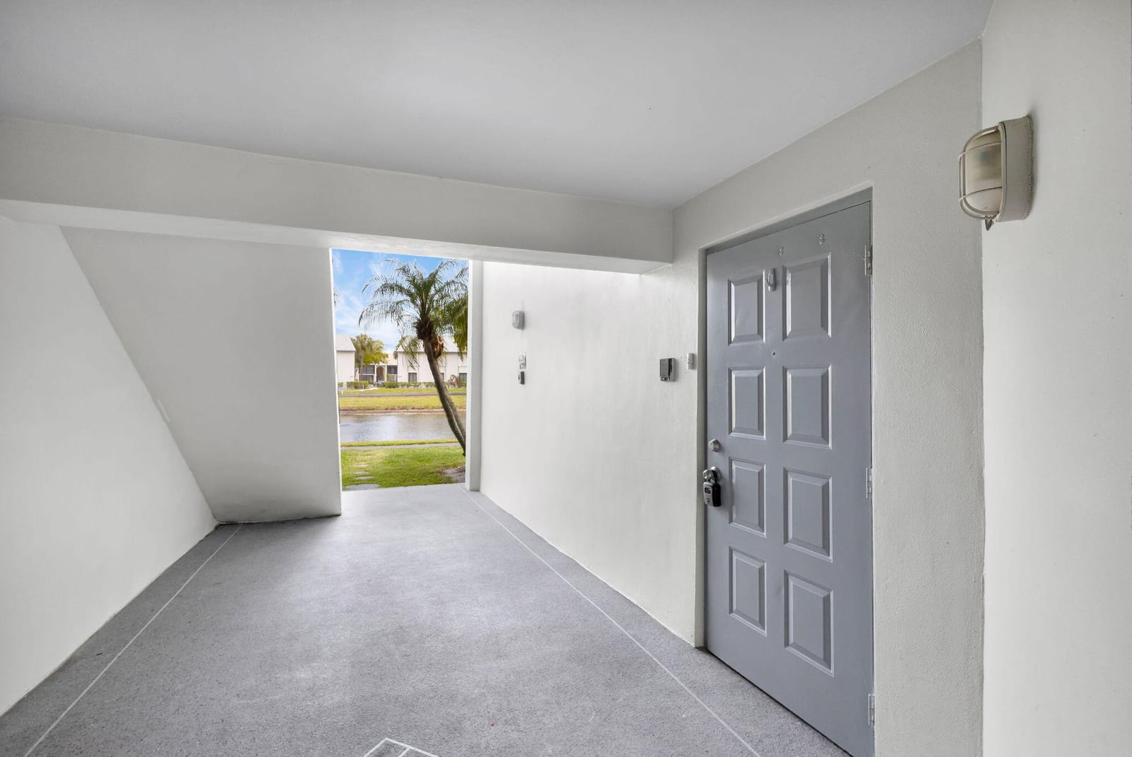 1011 Green Pine Boulevard G1 — photo 4