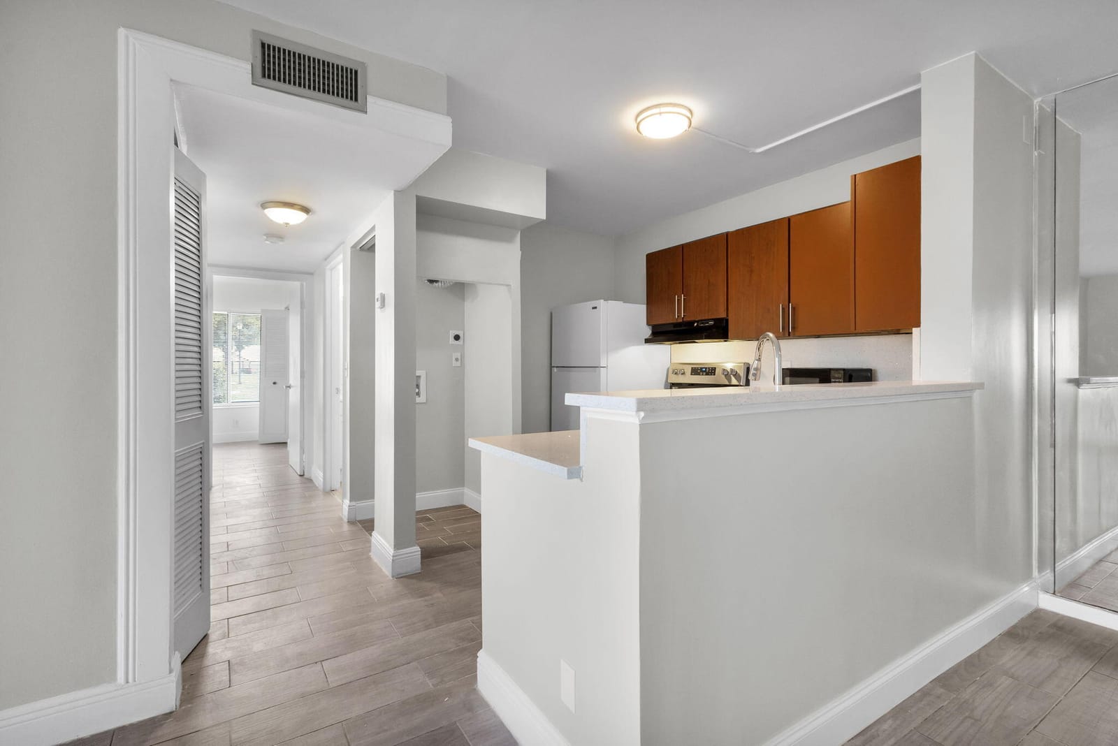 1011 Green Pine Boulevard G1 — photo 6