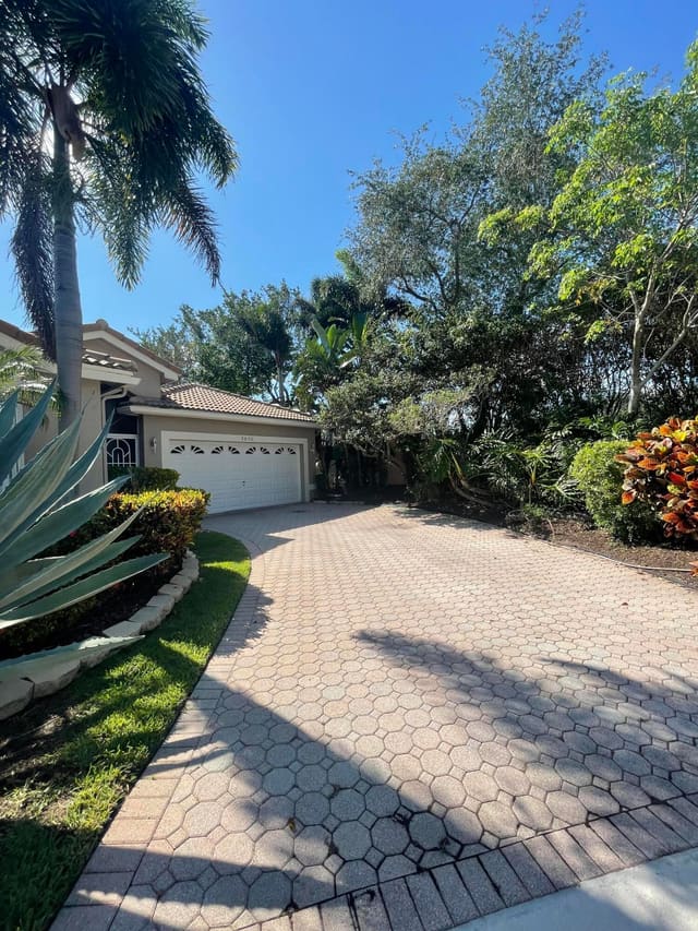 9870 Lemonwood Court, Boynton Beach, FL 33437