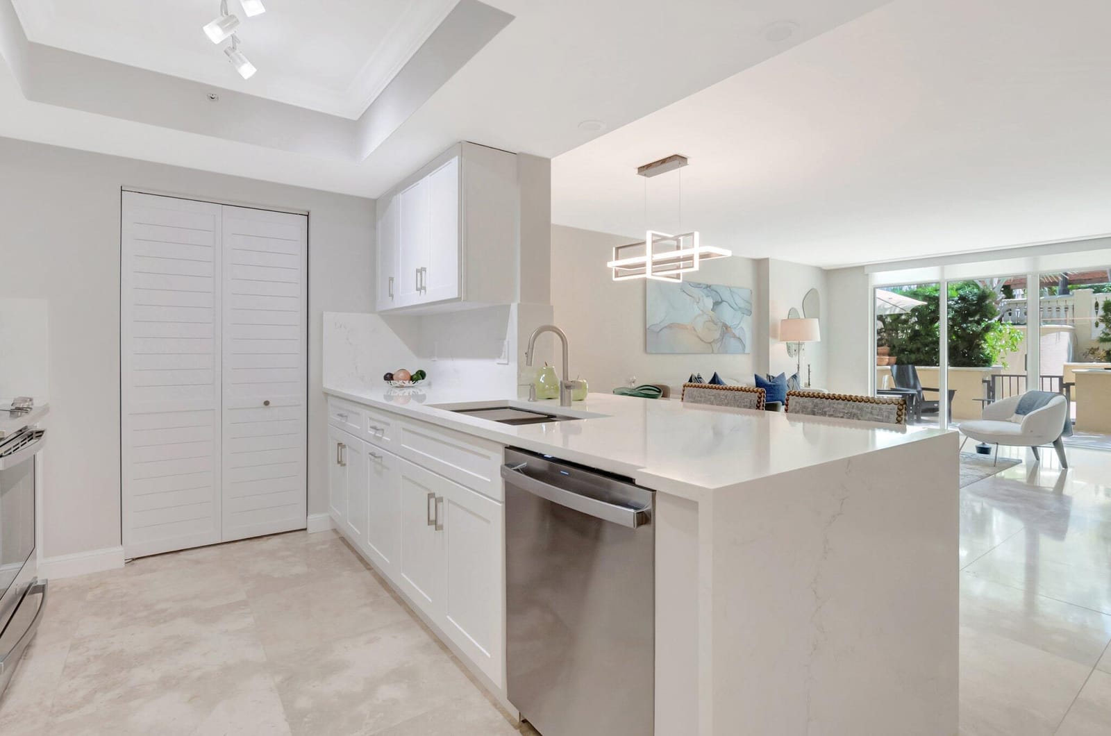 99 SE Mizner Boulevard 636, Boca Raton, FL 33432