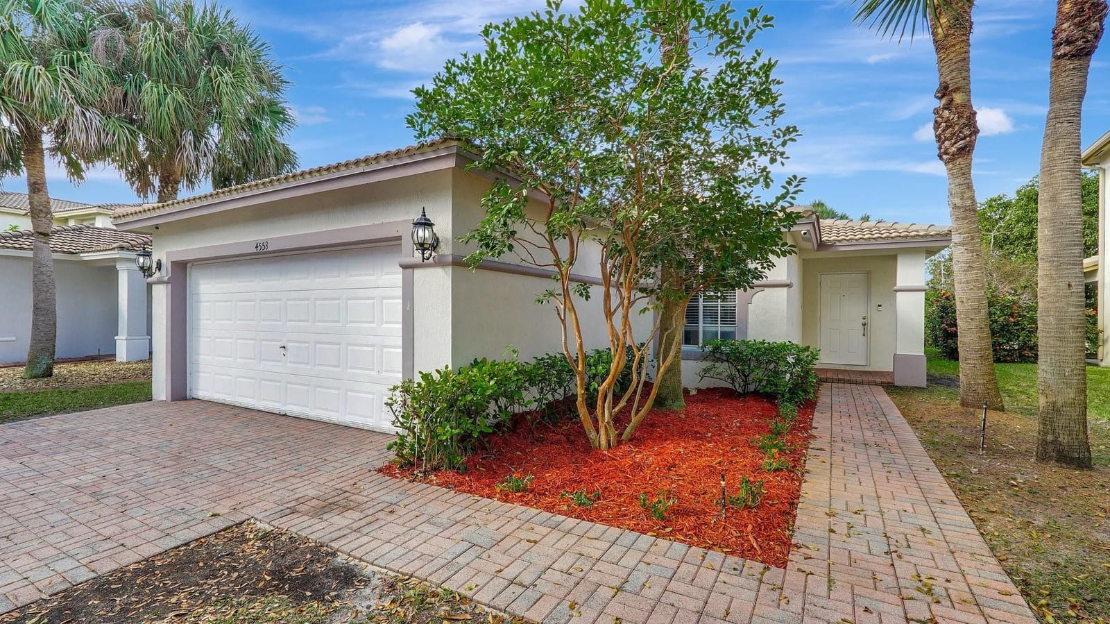 4558 SW 125th Lane — photo 3