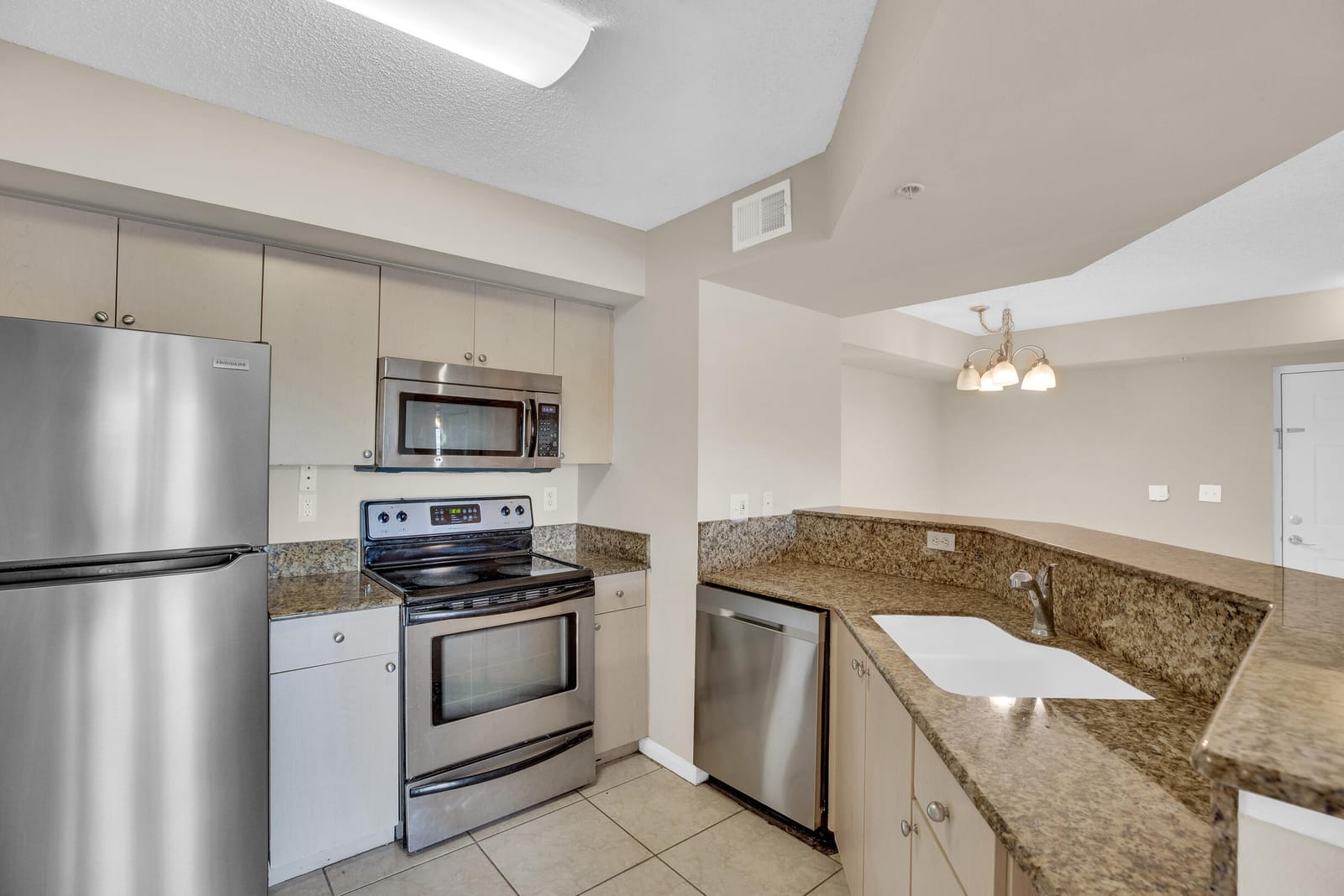3606 NW Mediterranean Lane 104, Jensen Beach, FL 34957 photo 7
