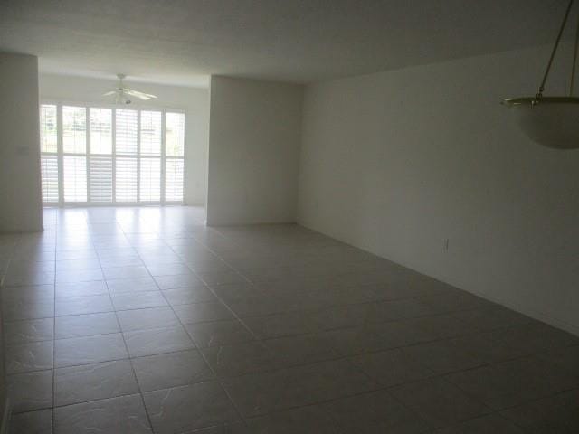 5810 Crystal Shores Drive 102, Boynton Beach, FL 33437 photo 3