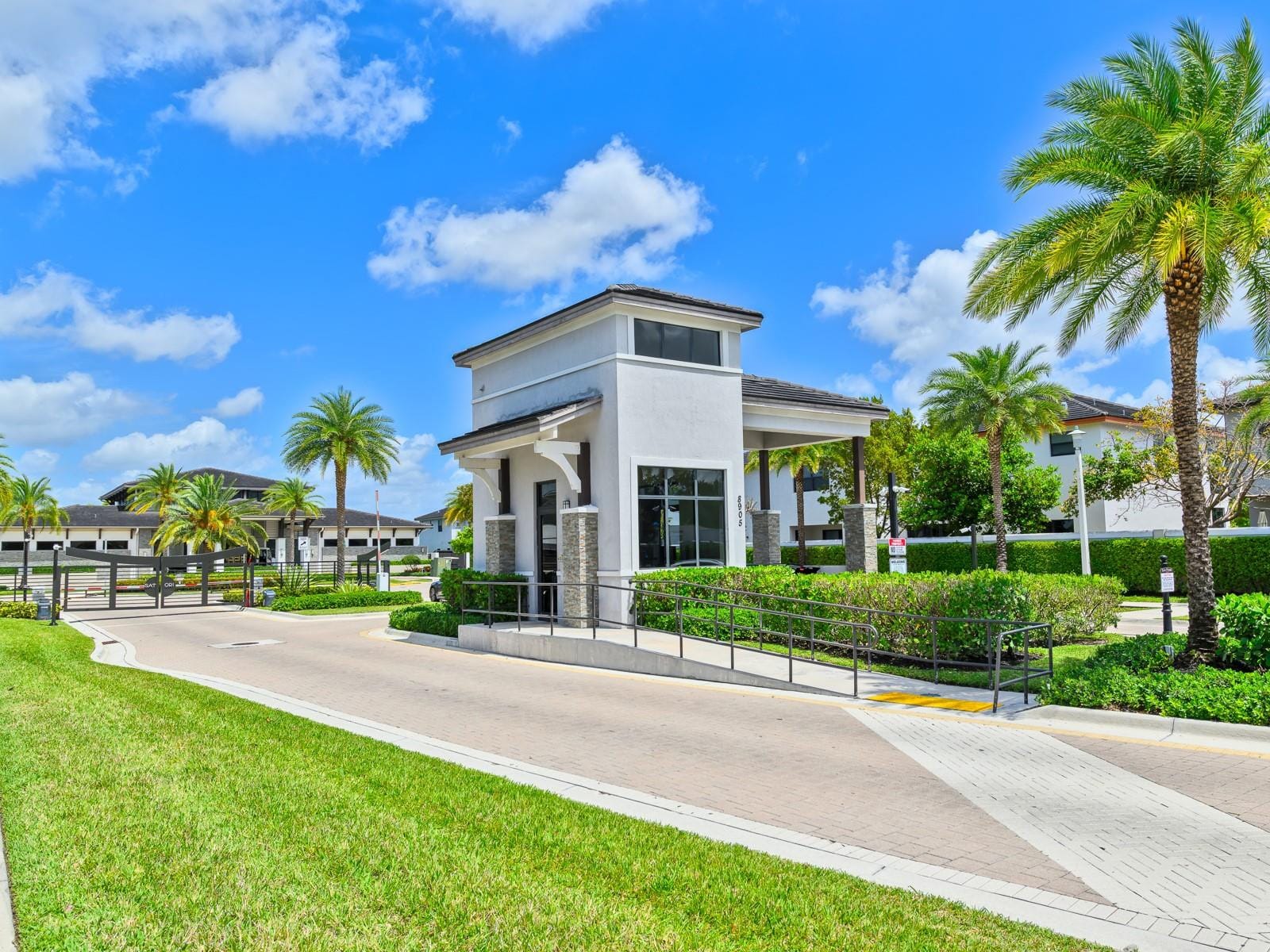 15591 NW 91st Court, Miami Lakes, FL 33018 photo 5