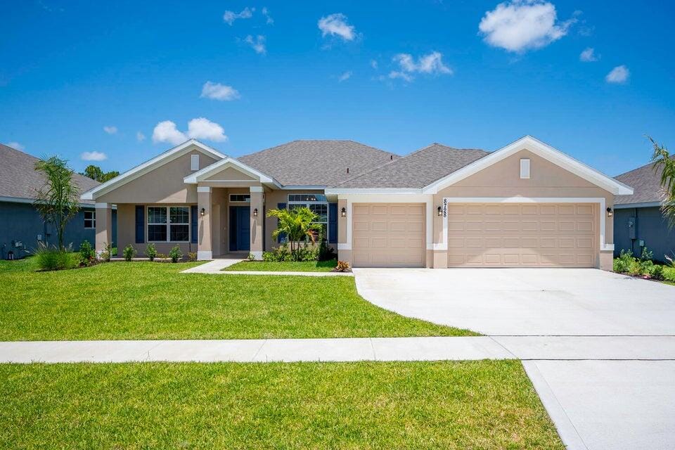 8728 Waterstone Boulevard, Fort Pierce, FL 34951