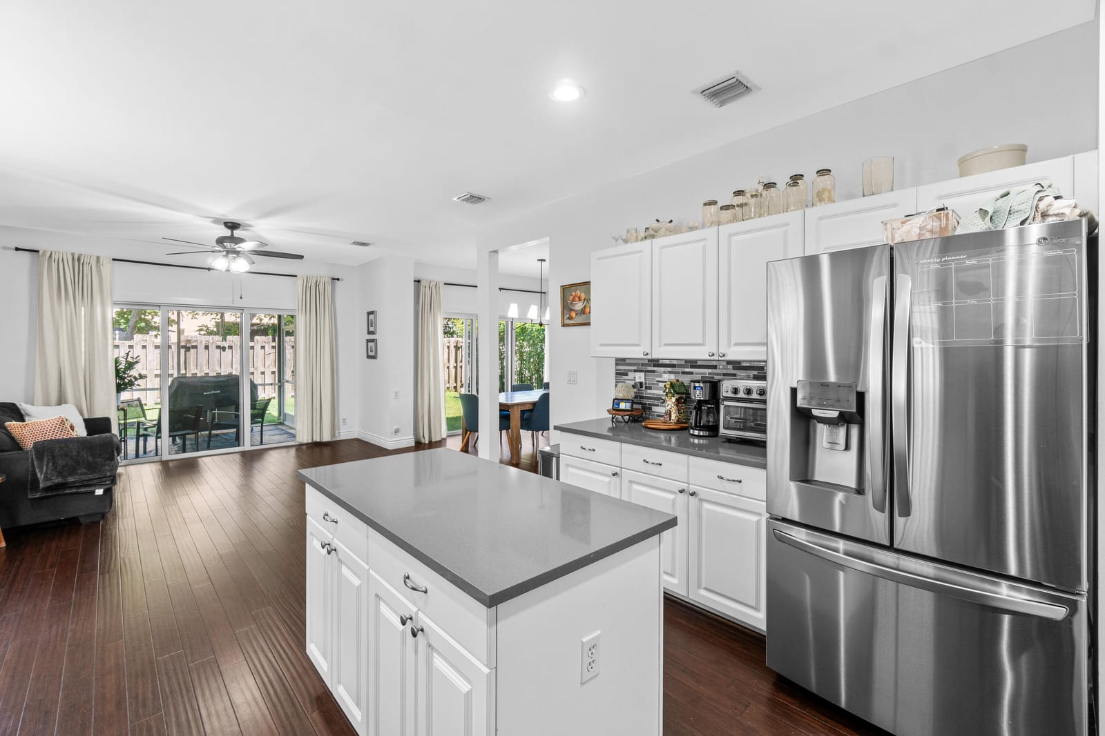 7501 Colony Palm Drive — photo 3