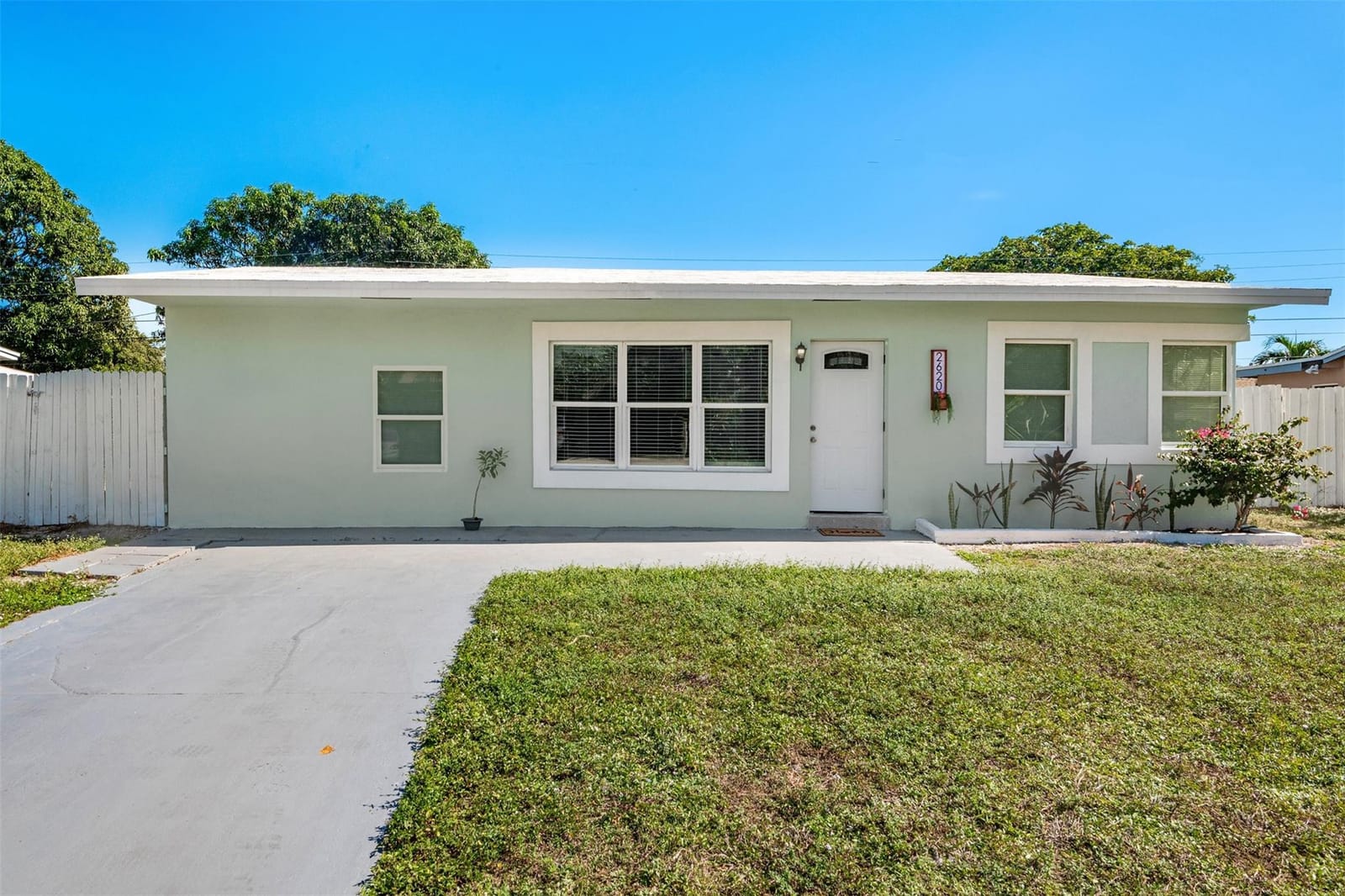 2620 NE 7th Terrace, Pompano Beach, FL 33064