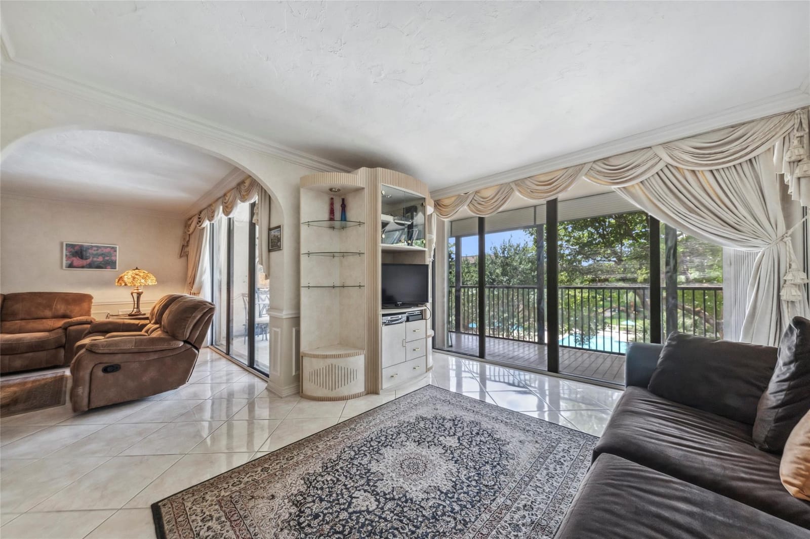 2806 N 46th Avenue D539, Hollywood, FL 33021 photo 10