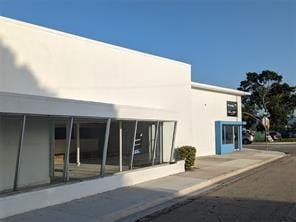 2301 S Andrews Avenue — photo 3